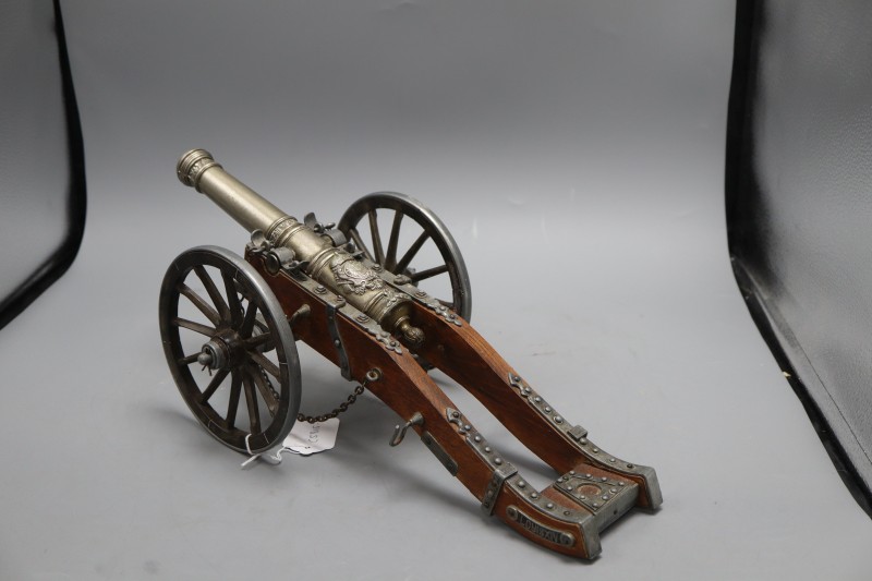 A model of a Louis XIV canon, overall length 44cm